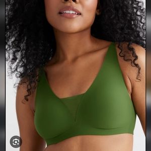 Knix shadow mesh bra